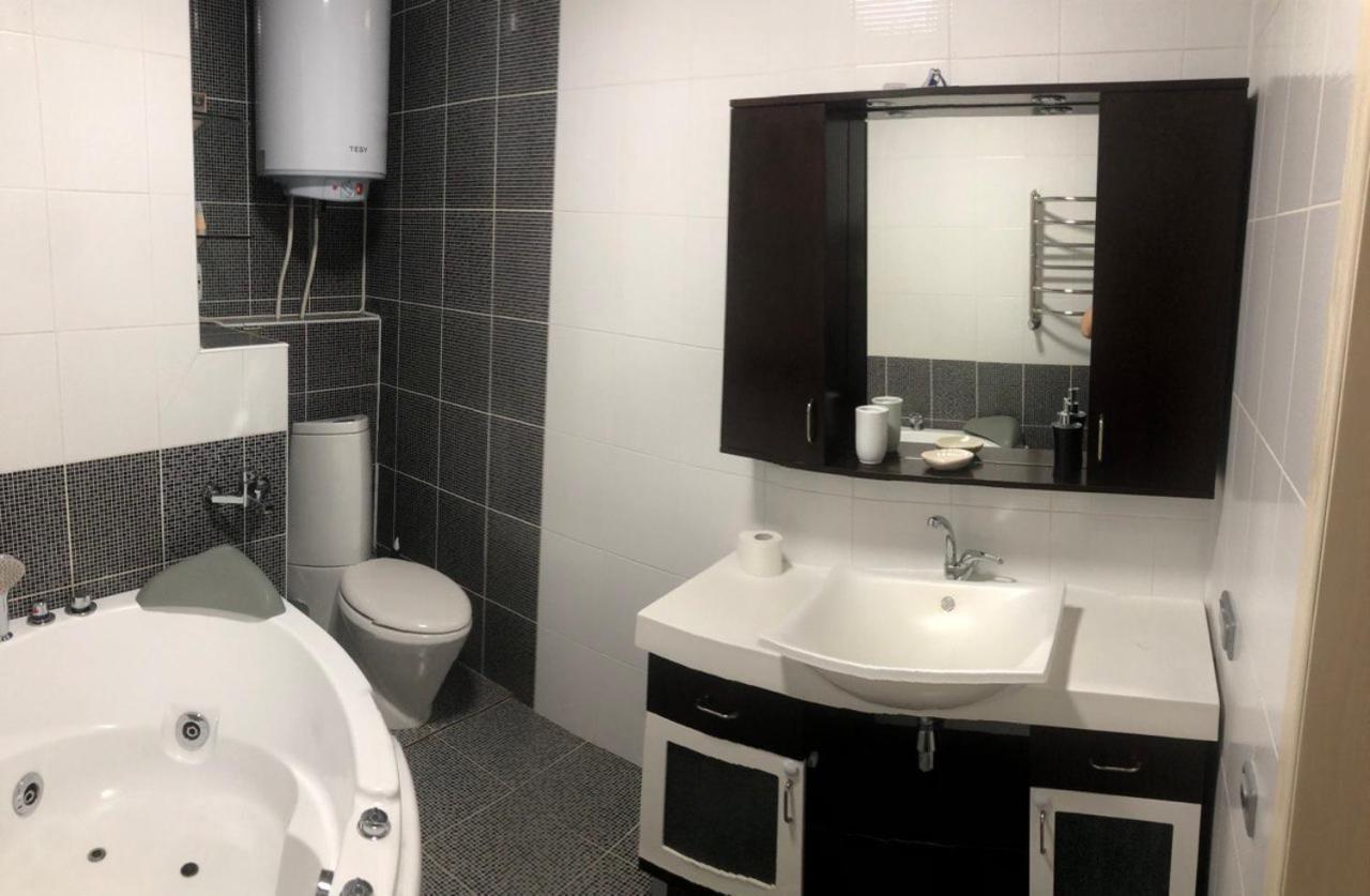 "Нова Аркадія", Вид Моря Та Міста Apartment Одеса Екстериор снимка